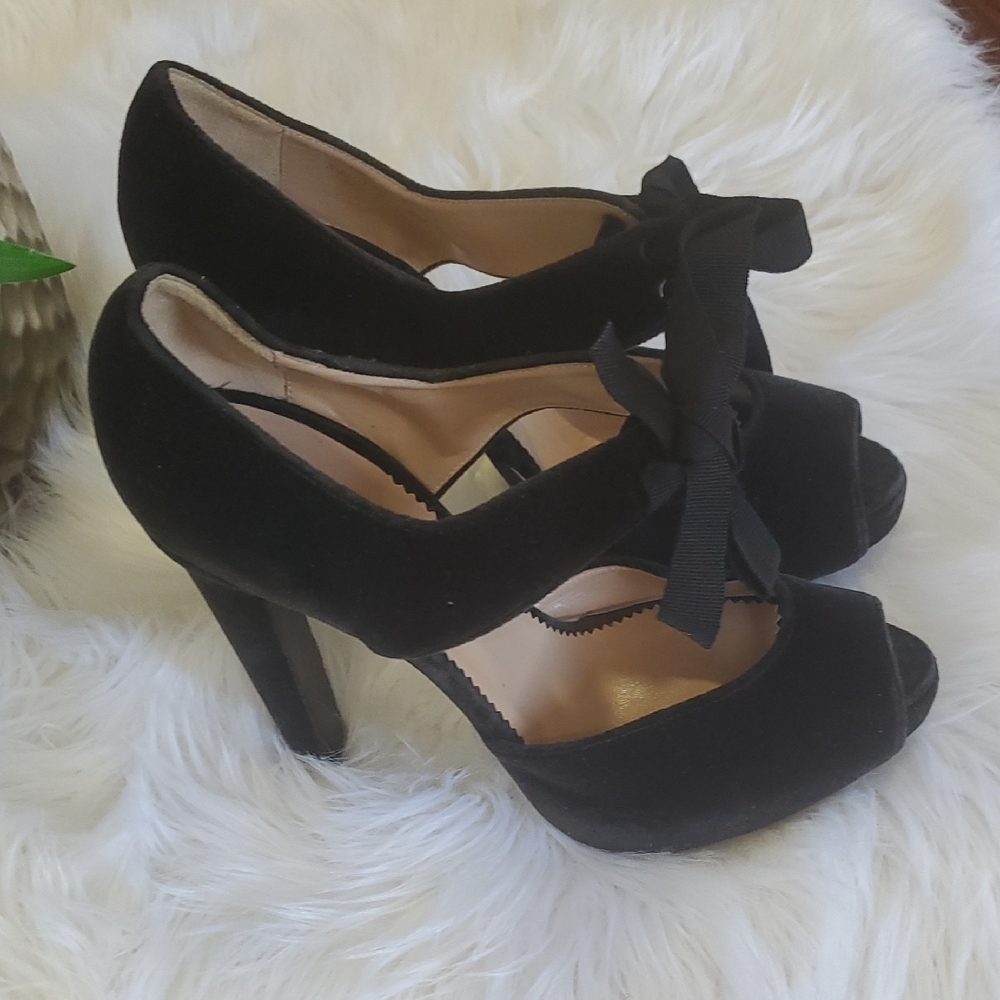 Emporio Armani Velvet Black Heels with Ribbon Tie Detail and Rounded Toe Sz 40 - Picture 2 of 11